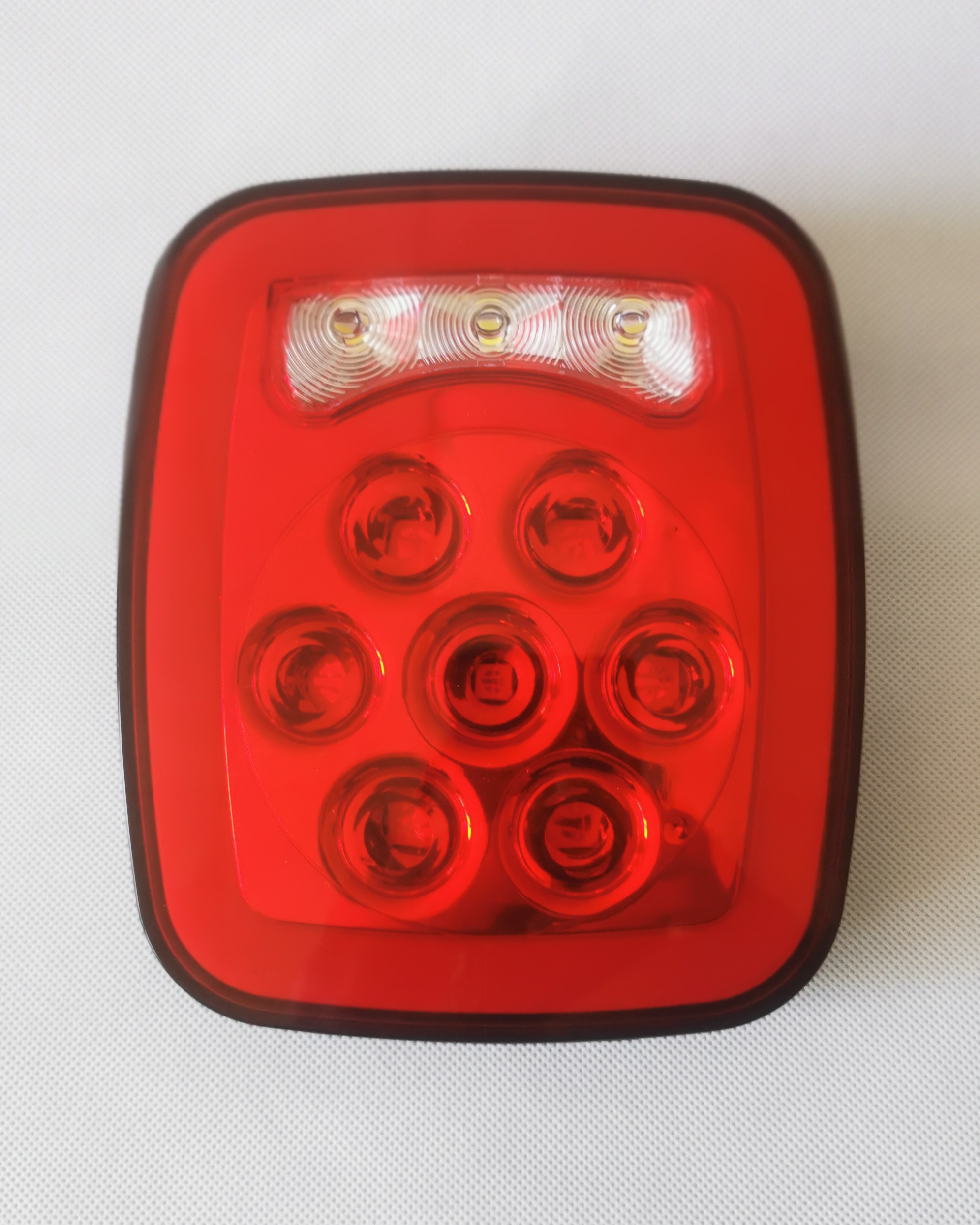 ES-TT7101, LED TAIL LIGHT
